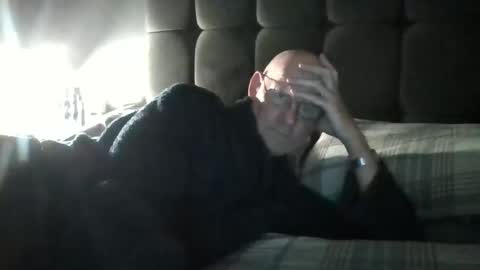 Snapshot of kevlooking4sez chatting on October 27, 12:35 am kevlooking4sez online show from October 27, 12:35 am