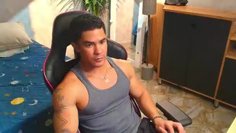 Keywill online show from July 18, 1:56 am