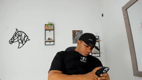 Snapshot of khen_west1 chatting on October 8, 5:17 pm khen_west1 online show from October 8, 5:17 pm