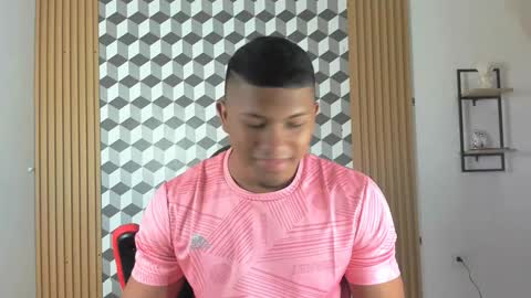 Snapshot of khen_west1 chatting on September 12, 7:58 pm khen_west1 online show from September 12, 7:58 pm