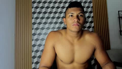 Snapshot of khen_west1 chatting on March 12, 6:55 pm khen_west1 online show from March 12, 6:55 pm