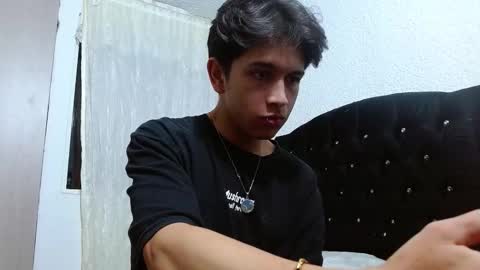 Snapshot of kianryu chatting on September 23, 3:06 am Adrian  Chlloe online show from September 23, 3:06 am