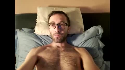 kingstoned online show from October 24, 8:38 am