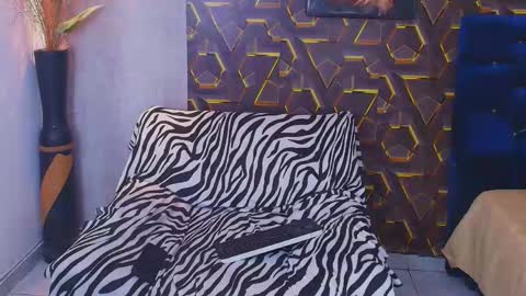 KIM online show from May 23, 4:34 pm