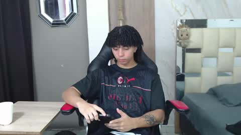 KIM online show from May 10, 2:40 pm