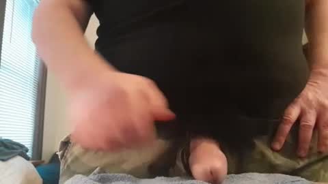 Kindofabear online show from January 18, 9:50 pm