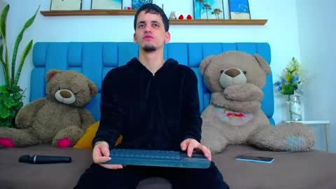 king voy online show from March 2, 5:41 am