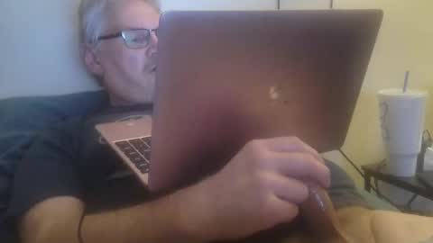 kingtongue10 online show from February 20, 5:59 am