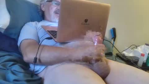 kingtongue10 online show from July 7, 10:13 pm