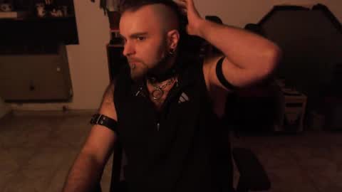 Snapshot of kinkracc chatting on September 15, 6:37 am kinkRacc online show from September 15, 6:37 am