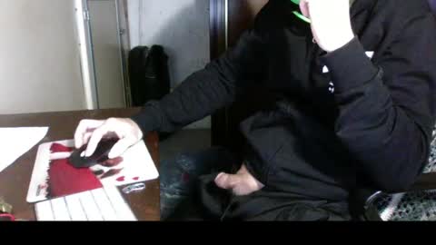 kissofbanned1983 online show from November 11, 11:04 am