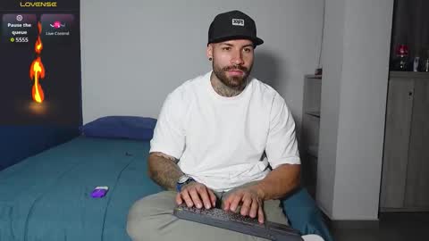 kite__ online show from November 10, 3:11 am