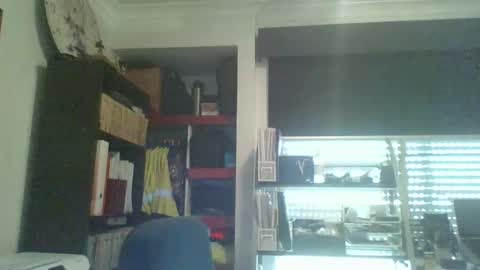 Snapshot of kiwi_boss61 chatting on February 6, 2:11 am kiwi_boss61 online show from February 6, 2:11 am