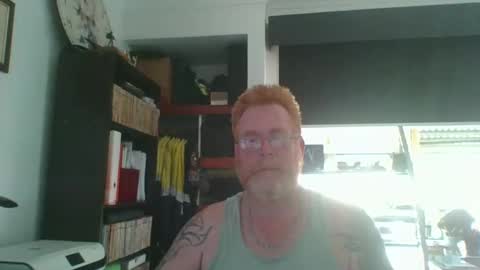 Snapshot of kiwi_boss61 chatting on December 12, 7:52 am kiwi_boss61 online show from December 12, 7:52 am