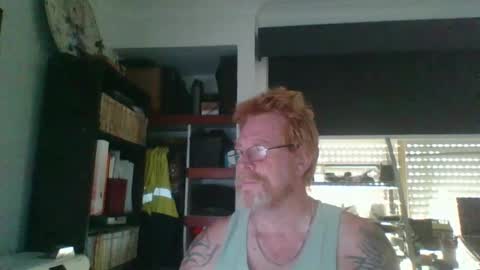 Snapshot of kiwi_boss61 chatting on February 13, 4:43 am kiwi_boss61 online show from February 13, 4:43 am