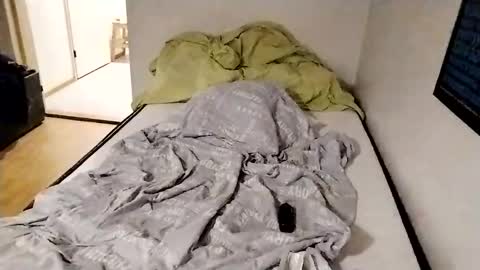 Erik online show from January 3, 2:54 am