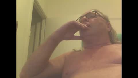 knobout online show from December 22, 3:55 pm