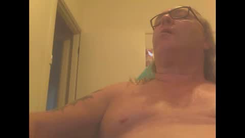 knobout online show from January 13, 8:26 am