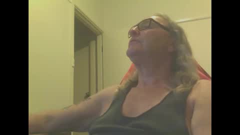 knobout online show from September 17, 11:44 am