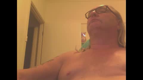 knobout online show from February 24, 9:43 am