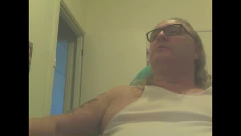 knobout online show from February 17, 3:58 am