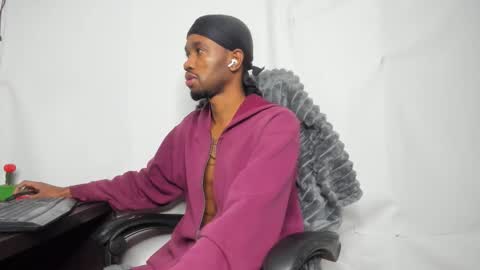 kofi online show from January 14, 1:32 am