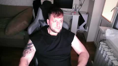 kola4ik72305 online show from November 1, 6:17 am