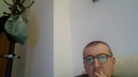Snapshot of kolesie7 chatting on October 25, 6:53 pm JUAN CARLOS online show from October 25, 6:53 pm