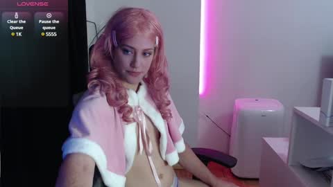  Riley  online show from December 27, 5:59 pm