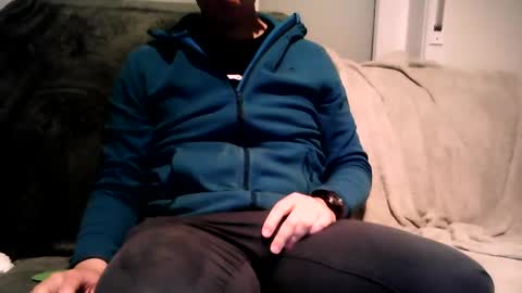 kristoffer220 online show from March 9, 7:37 pm