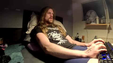 Krullz online show from December 2, 10:24 pm