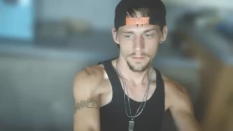 krytiar1992 online show from August 1, 7:40 am