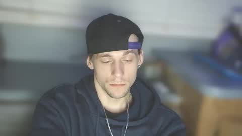 krytiar1992 online show from October 20, 5:44 am