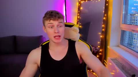 kurt_hanssen online show from June 18, 7:41 pm