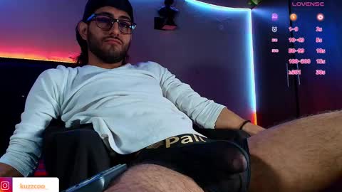 kuzzcoo online show from February 2, 12:09 am