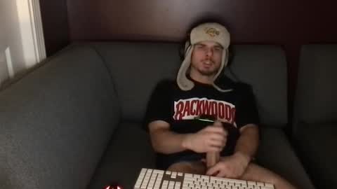 kxng222 online show from December 18, 7:37 am