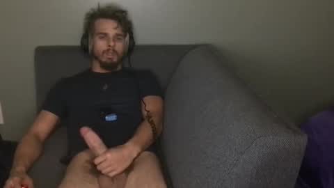 Snapshot of kxng222 chatting on October 21, 8:28 am kxng222 online show from October 21, 8:28 am