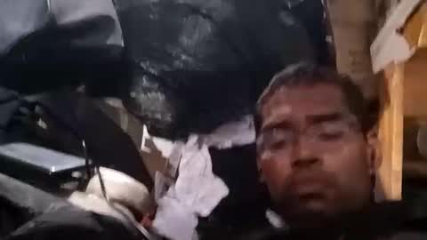 kylejohn5758 online show from April 12, 8:32 pm