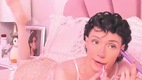 Kylie jl online show from June 30, 2:56 am