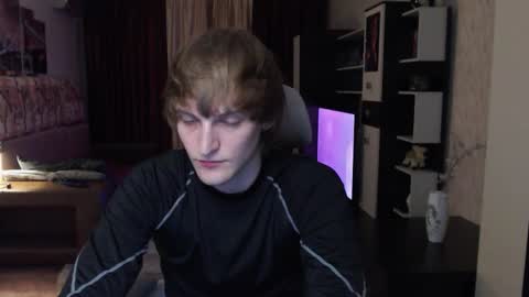 l1onkennedy online show from December 14, 7:54 pm