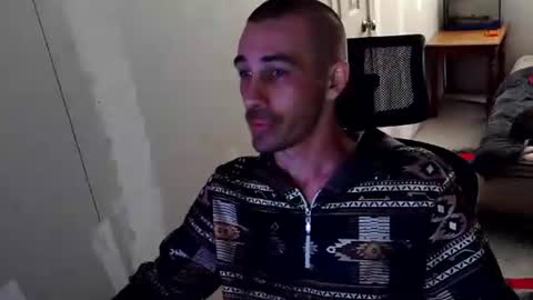 l1v1nth3dr3am online show from March 22, 8:30 am