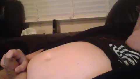 labialuv2suck online show from February 11, 9:03 pm