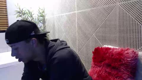 labrinthteasing online show from March 16, 12:31 pm