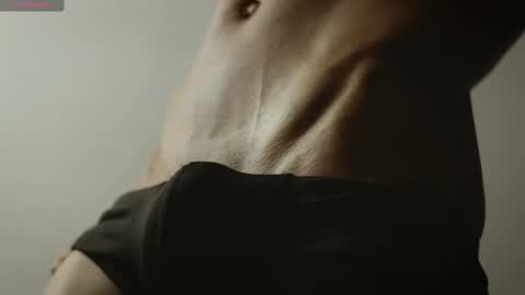 labrinthteasing online show from November 20, 4:17 pm