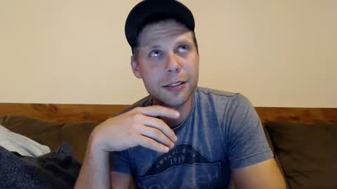 Snapshot of lancehardin chatting on September 18, 12:12 am Lance online show from September 18, 12:12 am