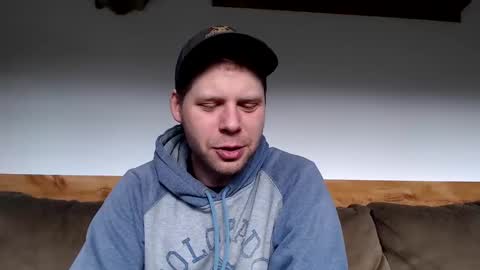 Snapshot of lancehardin chatting on December 17, 3:06 pm Lance online show from December 17, 3:06 pm