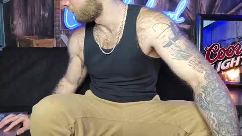 Snapshot of lancehardwood222 chatting on February 15, 2:47 am LANCE online show from February 15, 2:47 am