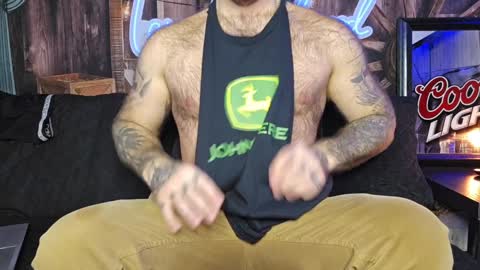 Snapshot of lancehardwood222 chatting on January 24, 1:46 am LANCE online show from January 24, 1:46 am