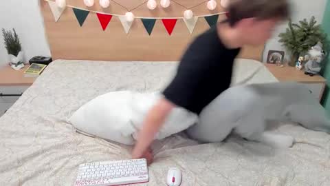 Fandi online show from January 10, 1:09 pm