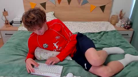 Fandi online show from September 10, 11:53 am